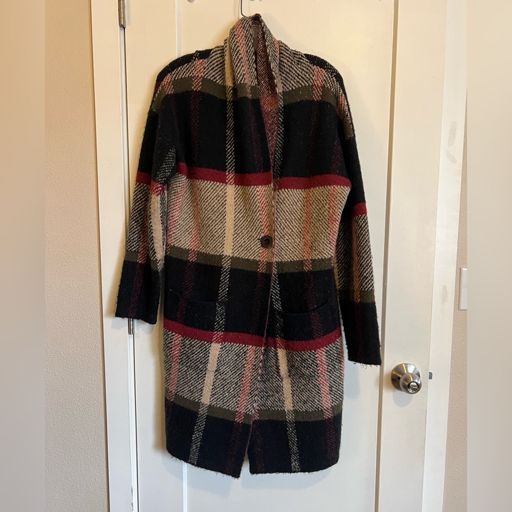 Plaid Long Coat with Pockets - Picture 2 of 5